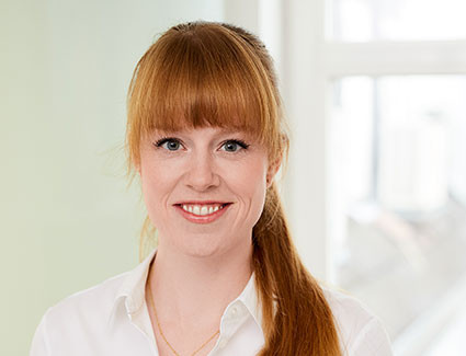 Dr. Simone Linden
