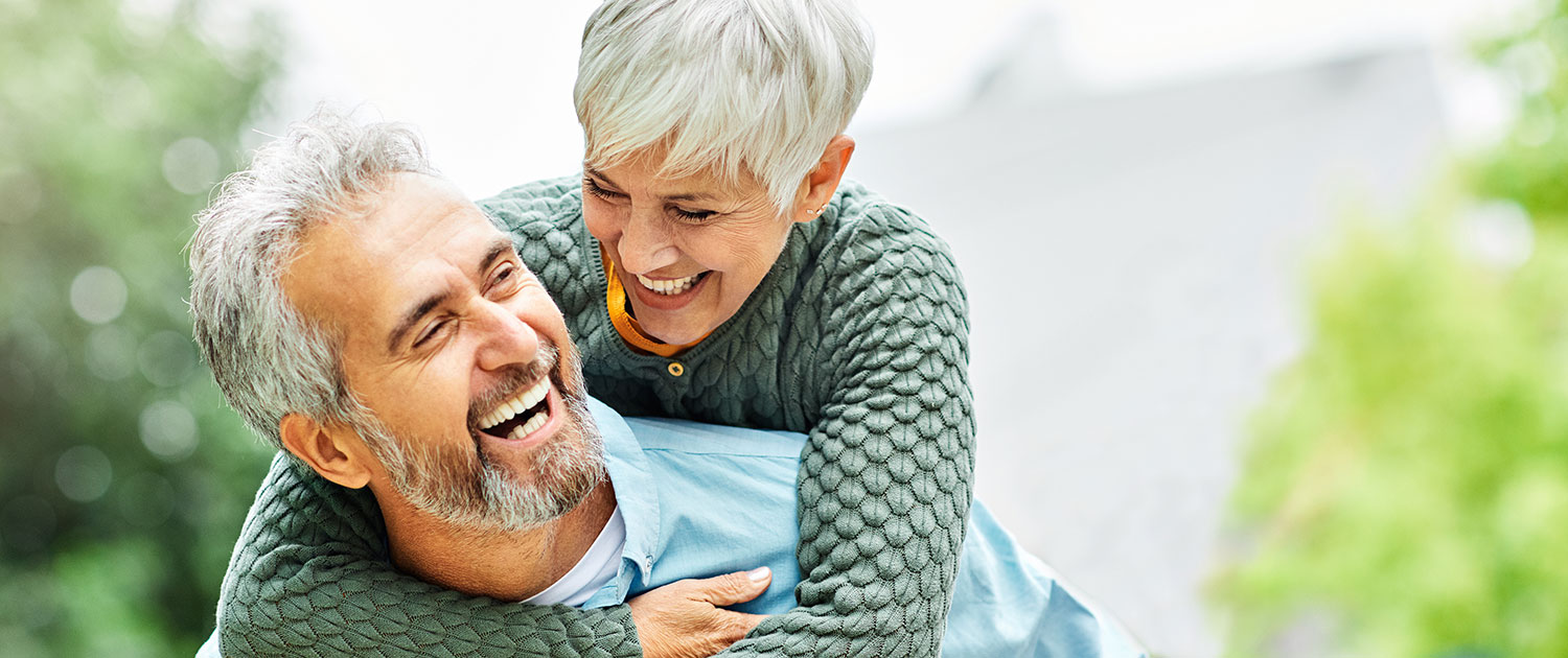 lachendes Paar